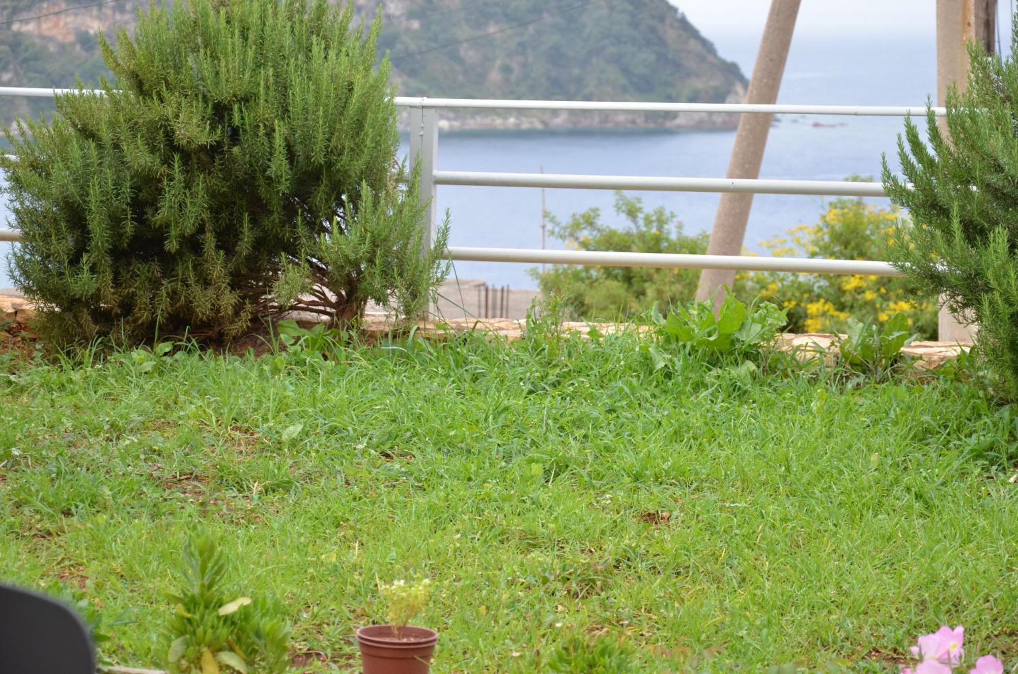 Harmonia Guest House 2 Himara Kültér fotó
